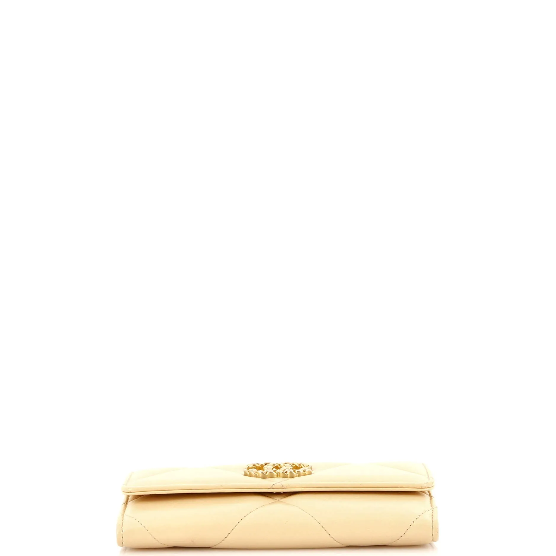19 Flap Wallet Quilted Lambskin Long
