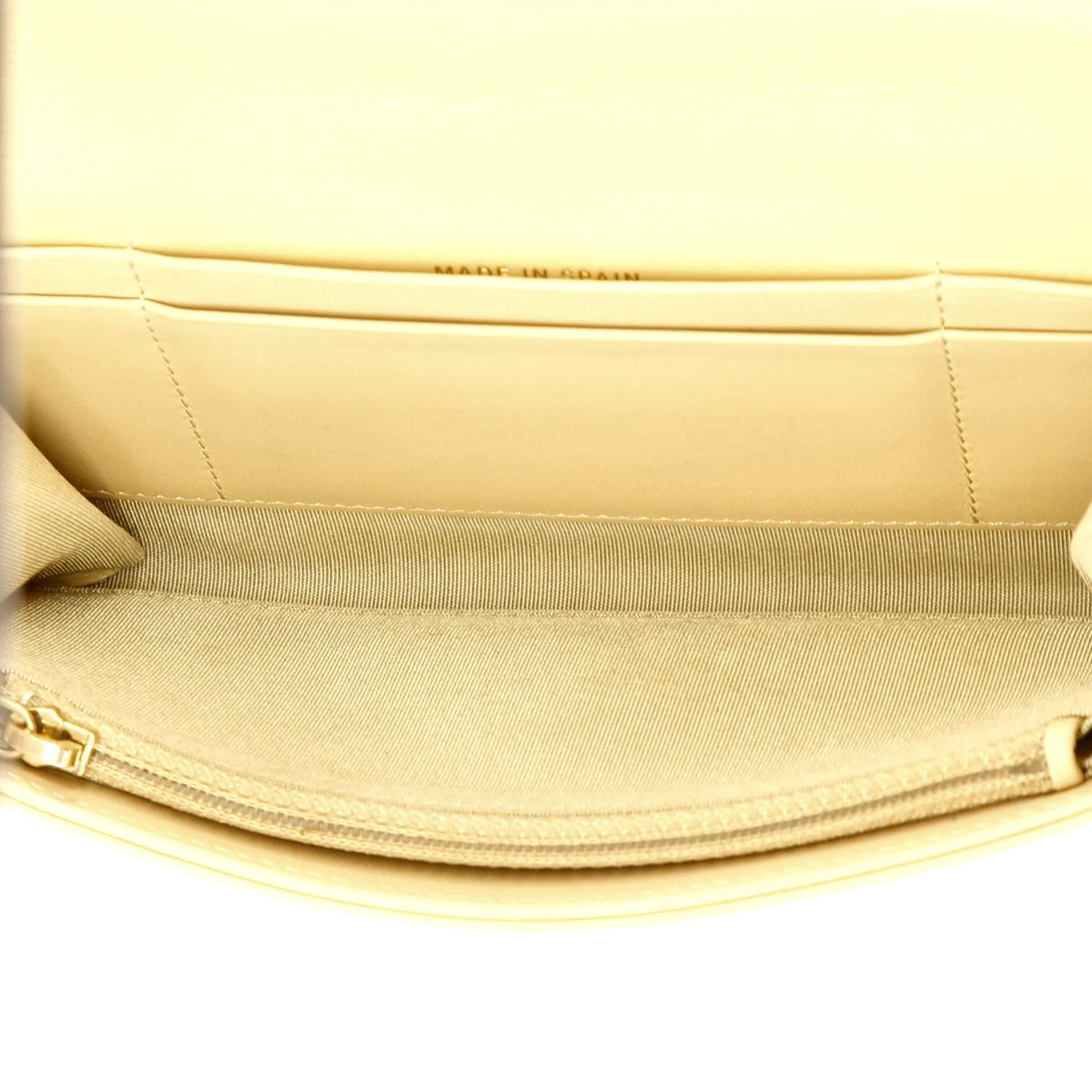 19 Flap Wallet Quilted Lambskin Long