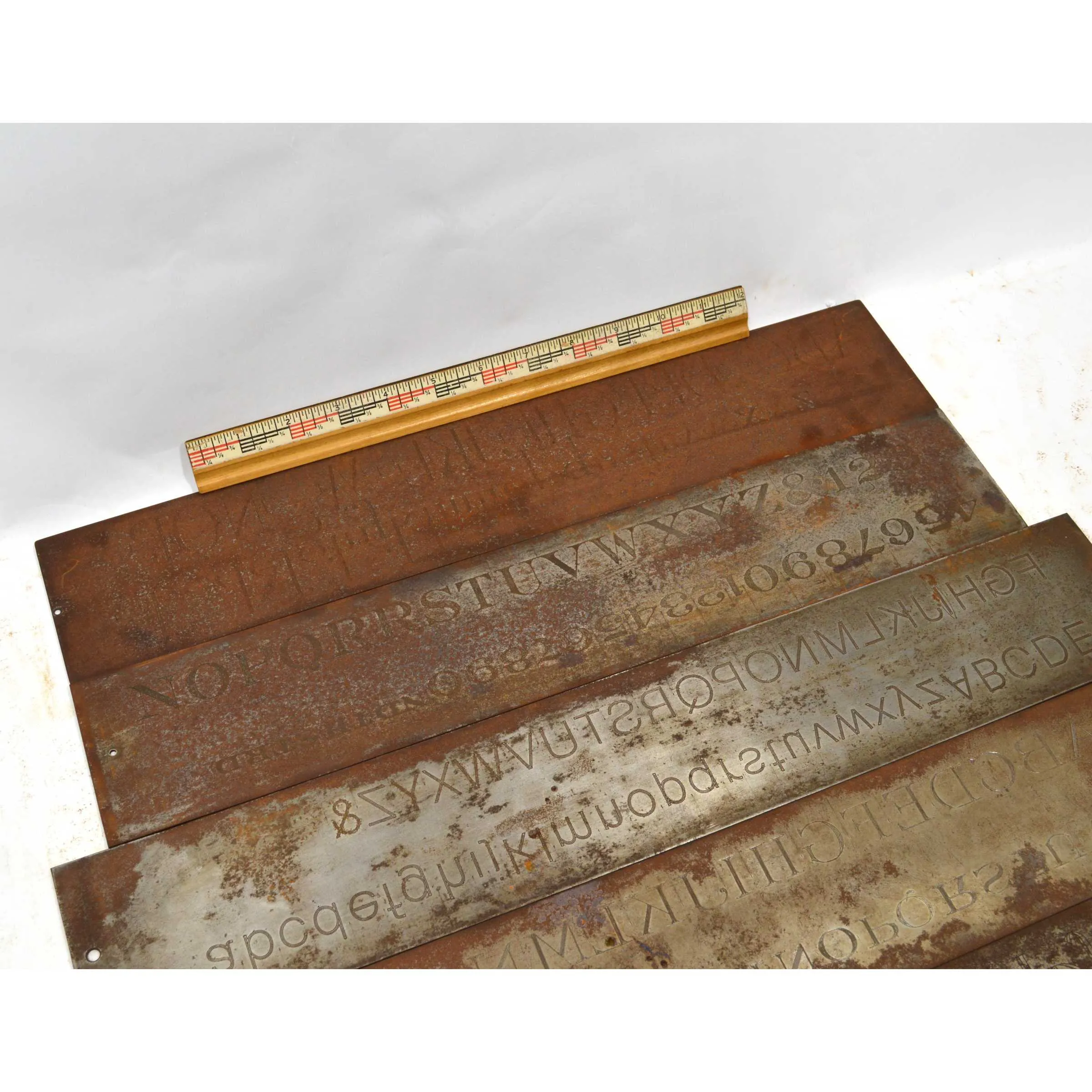 Antique CRONITE ENGRAVING FONT PLATE Lot of 6 ENGRAVER/PANTOGRAPH Plates *RUSTY*