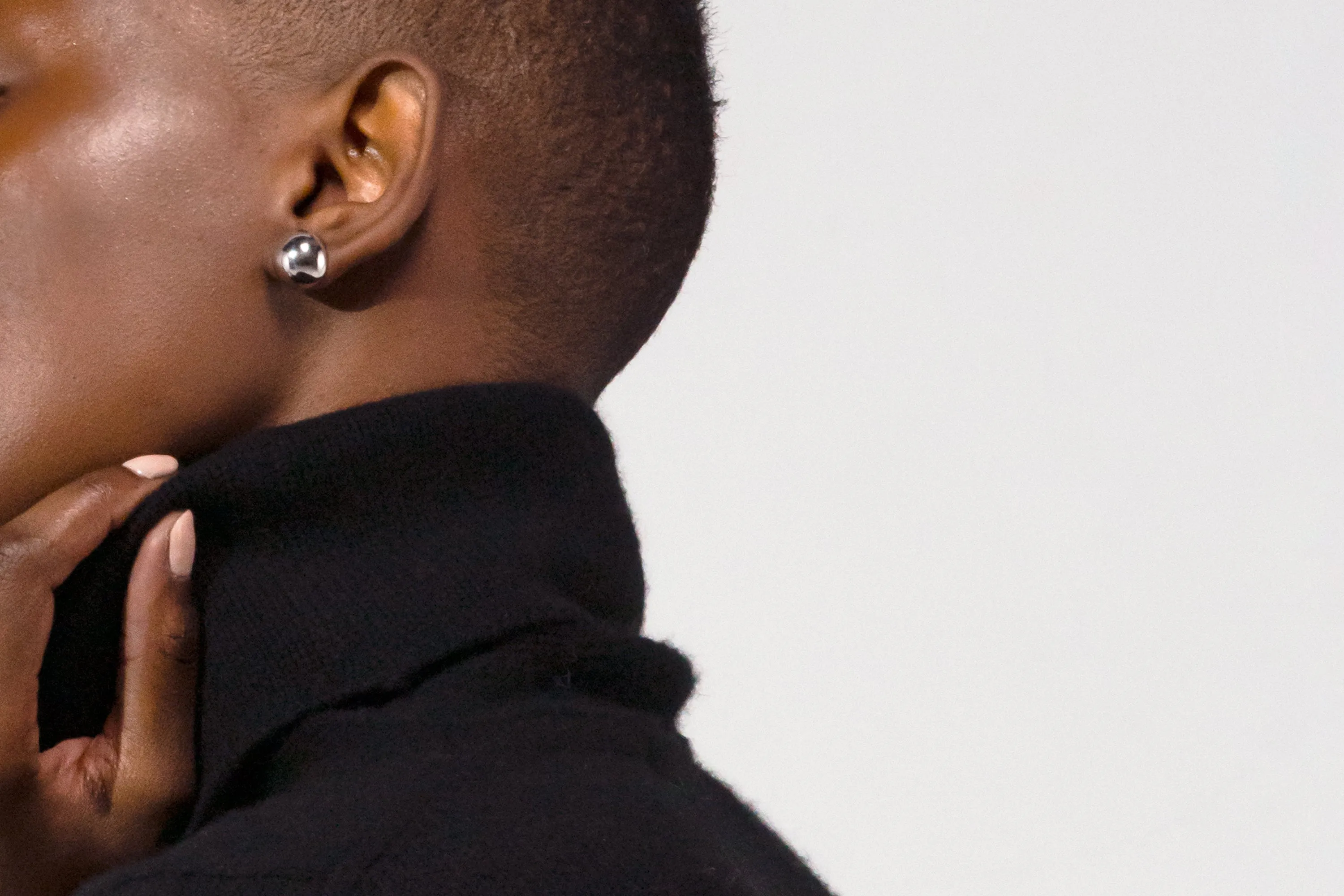 Essential Silver Ball Earring (Silver)