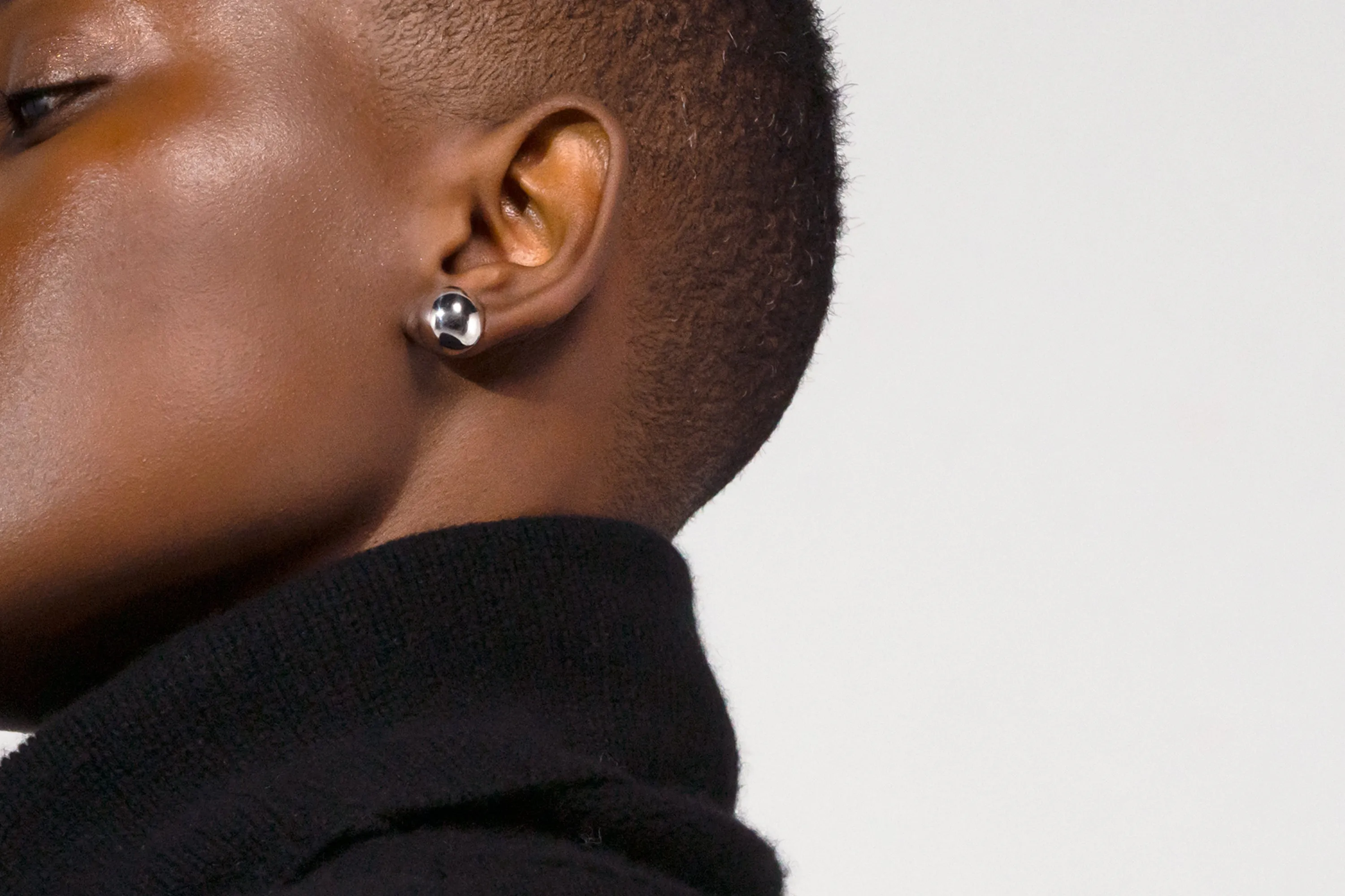 Essential Silver Ball Earring (Silver)