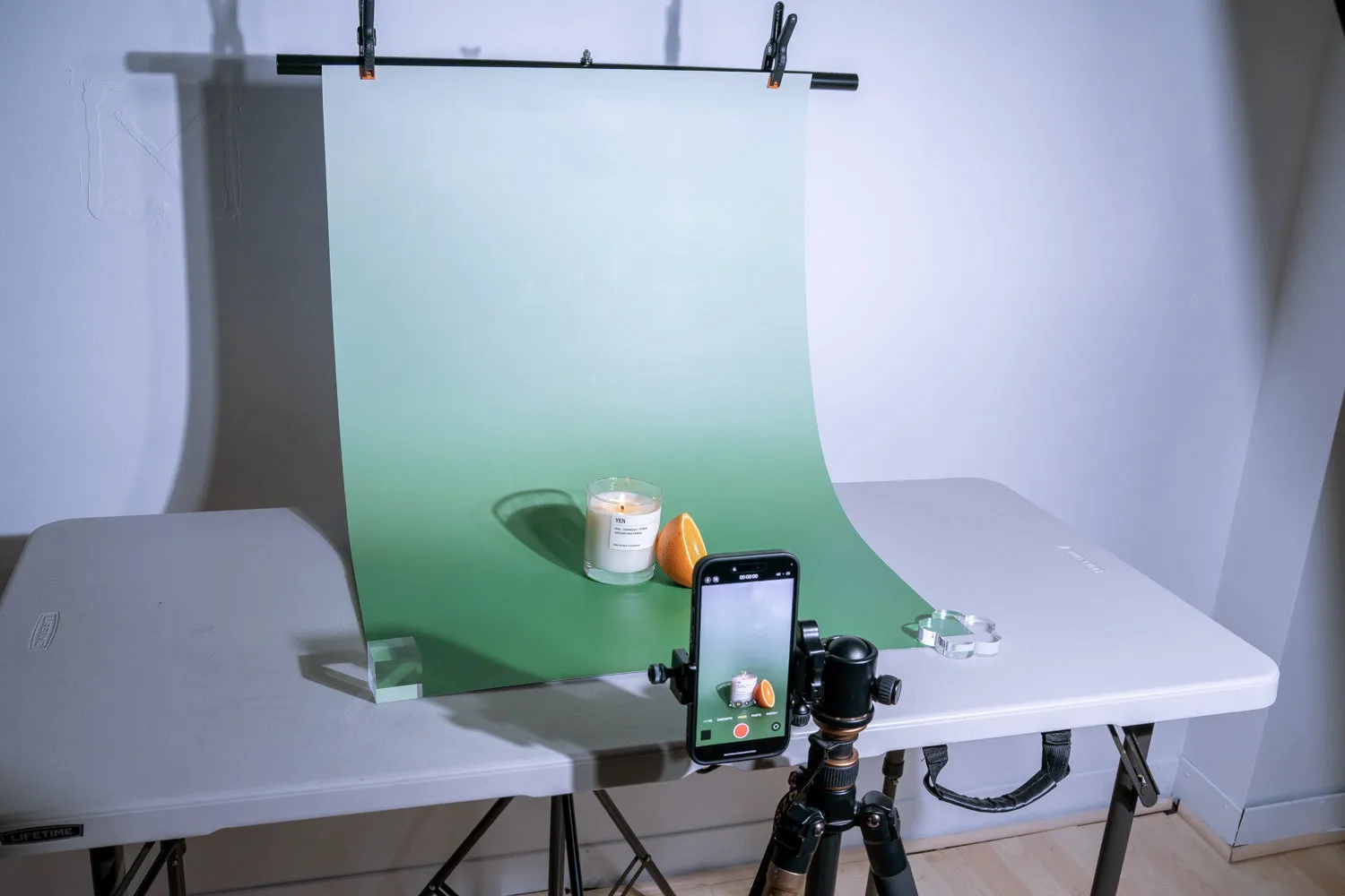 Flat Lay Instagram Backdrop - Duo 'Torquay' Gradient (56cm x 87cm)