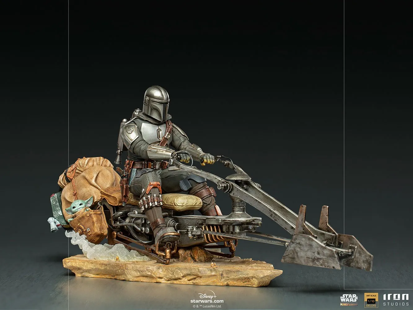 Iron Studios The Mandalorian on Speederbike Deluxe 1/10 Scale Statue