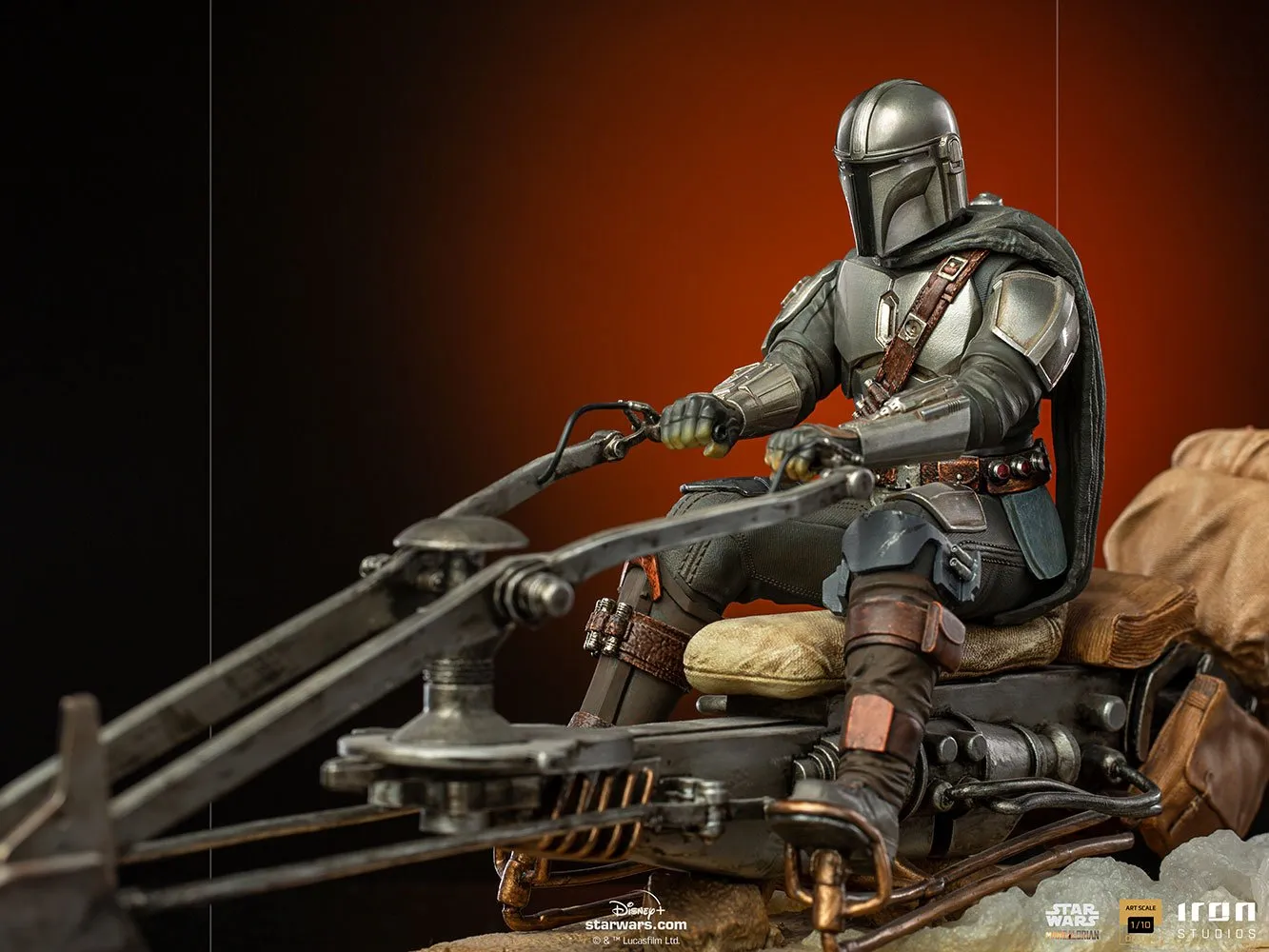 Iron Studios The Mandalorian on Speederbike Deluxe 1/10 Scale Statue