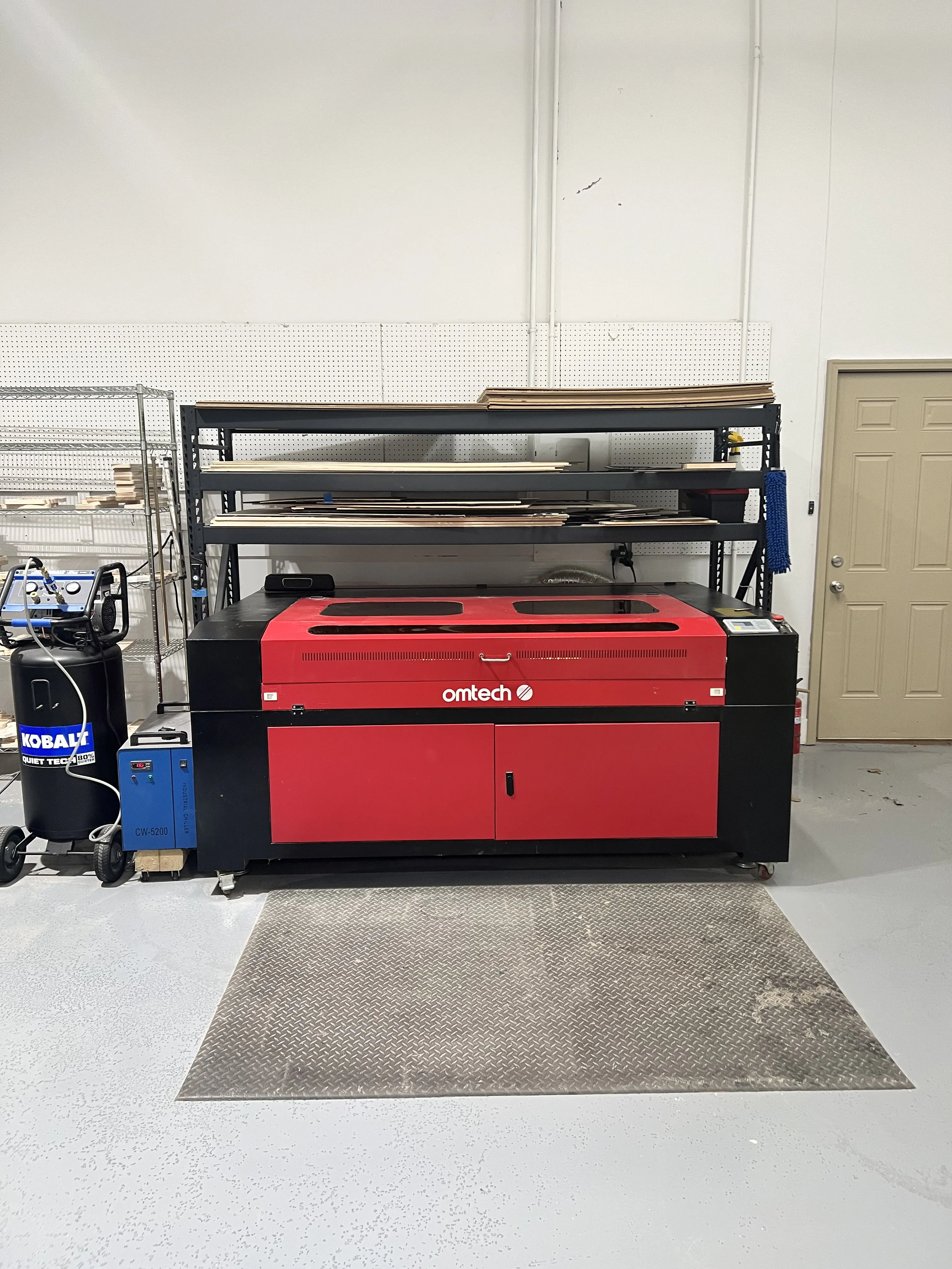 Laser Engraving in Ann Arbor, Michigan | Demo Room Host - Everton P.