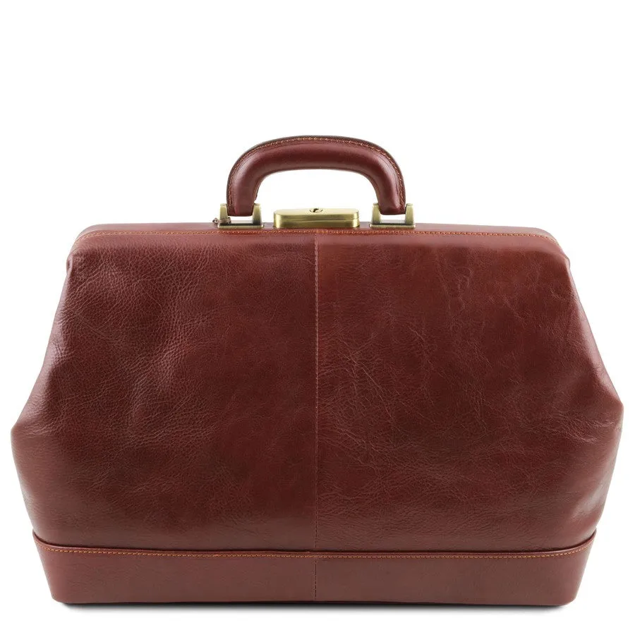 Leonardo Italian Leather Doctors Bag