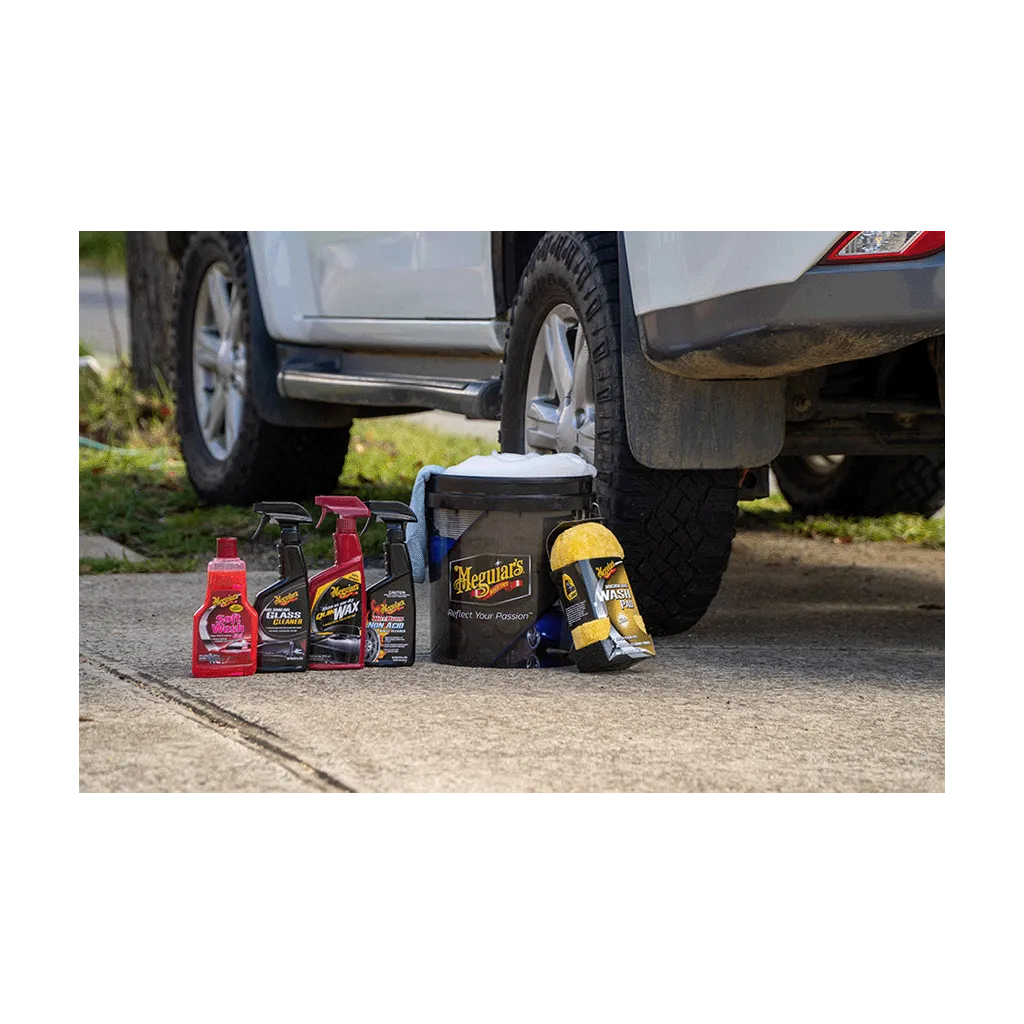 Meguiars Hi Shine Collector's Bucket - A123431B