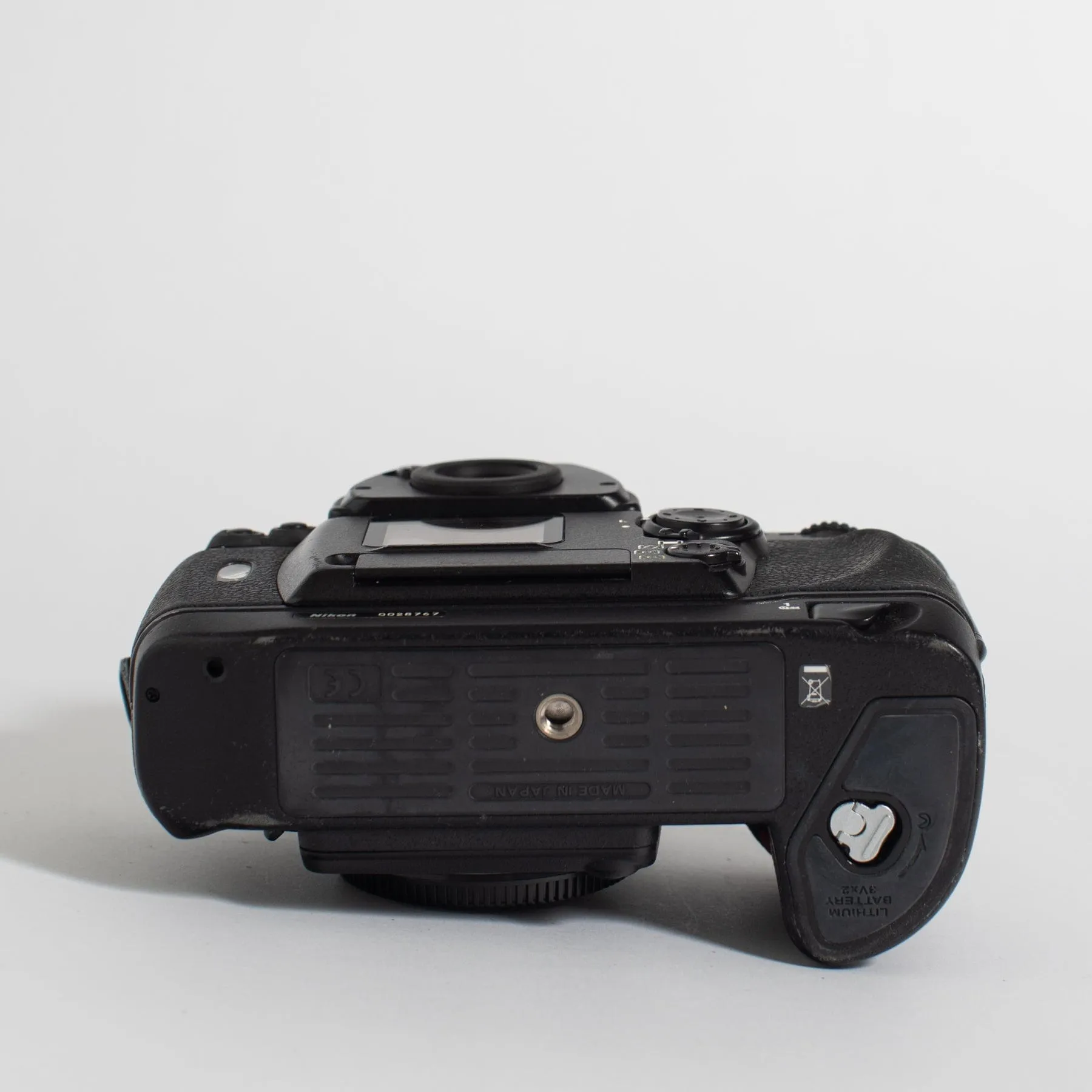 Nikon F6 Professional 35mm Camera (Body Only)