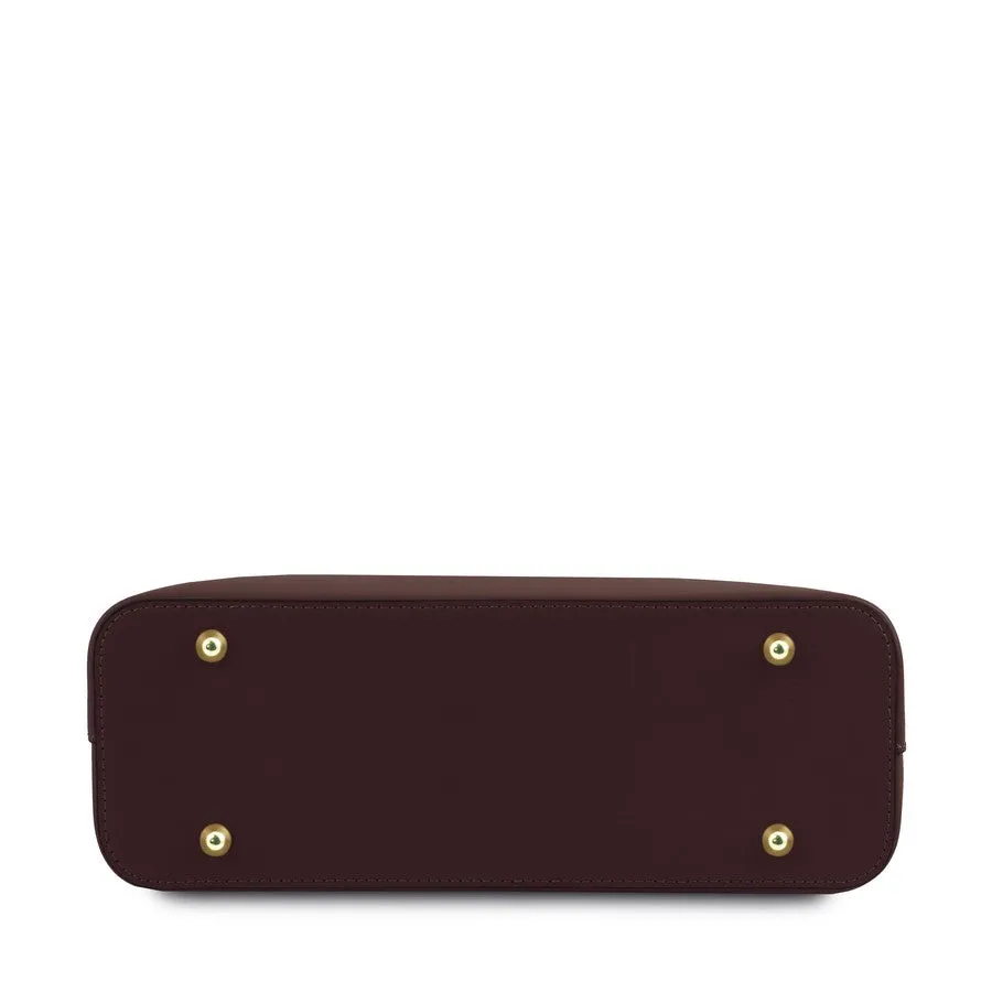 Olimpia Ladies Small Leather Handbag