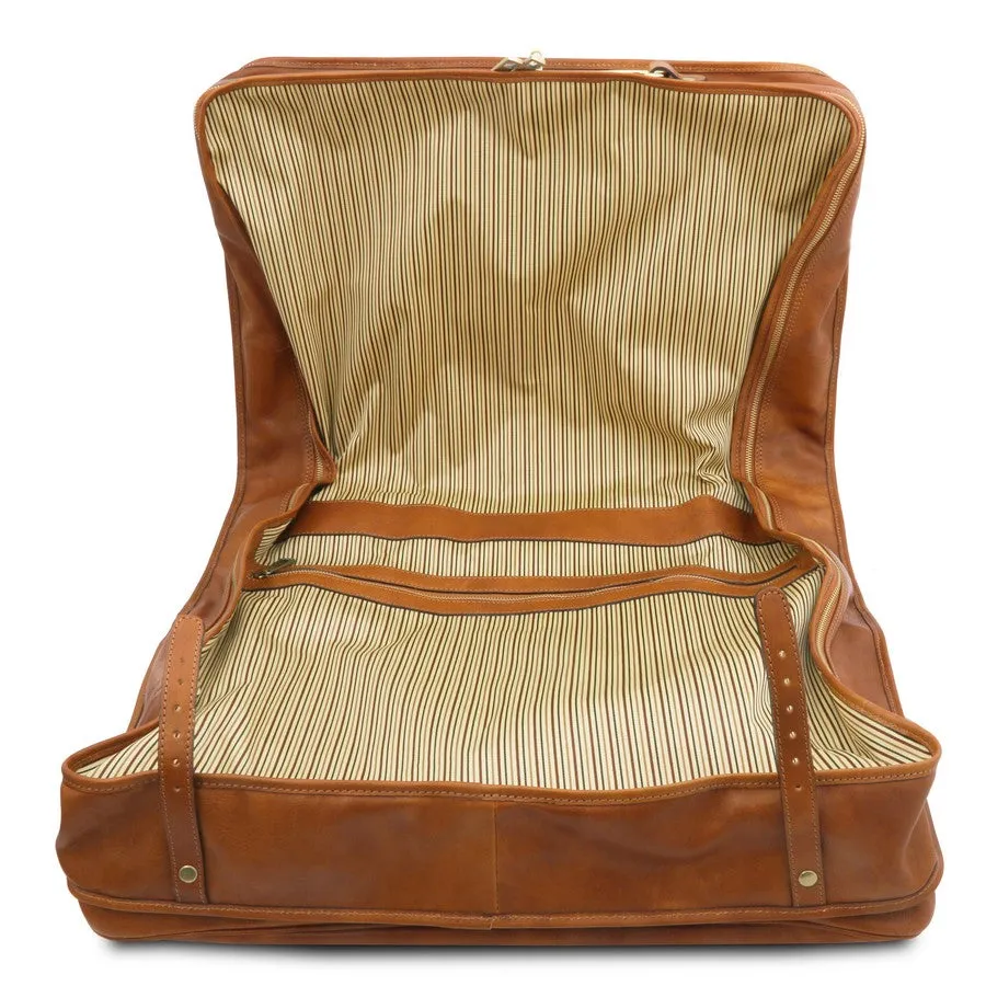 Papeete Hanging Garment Bag