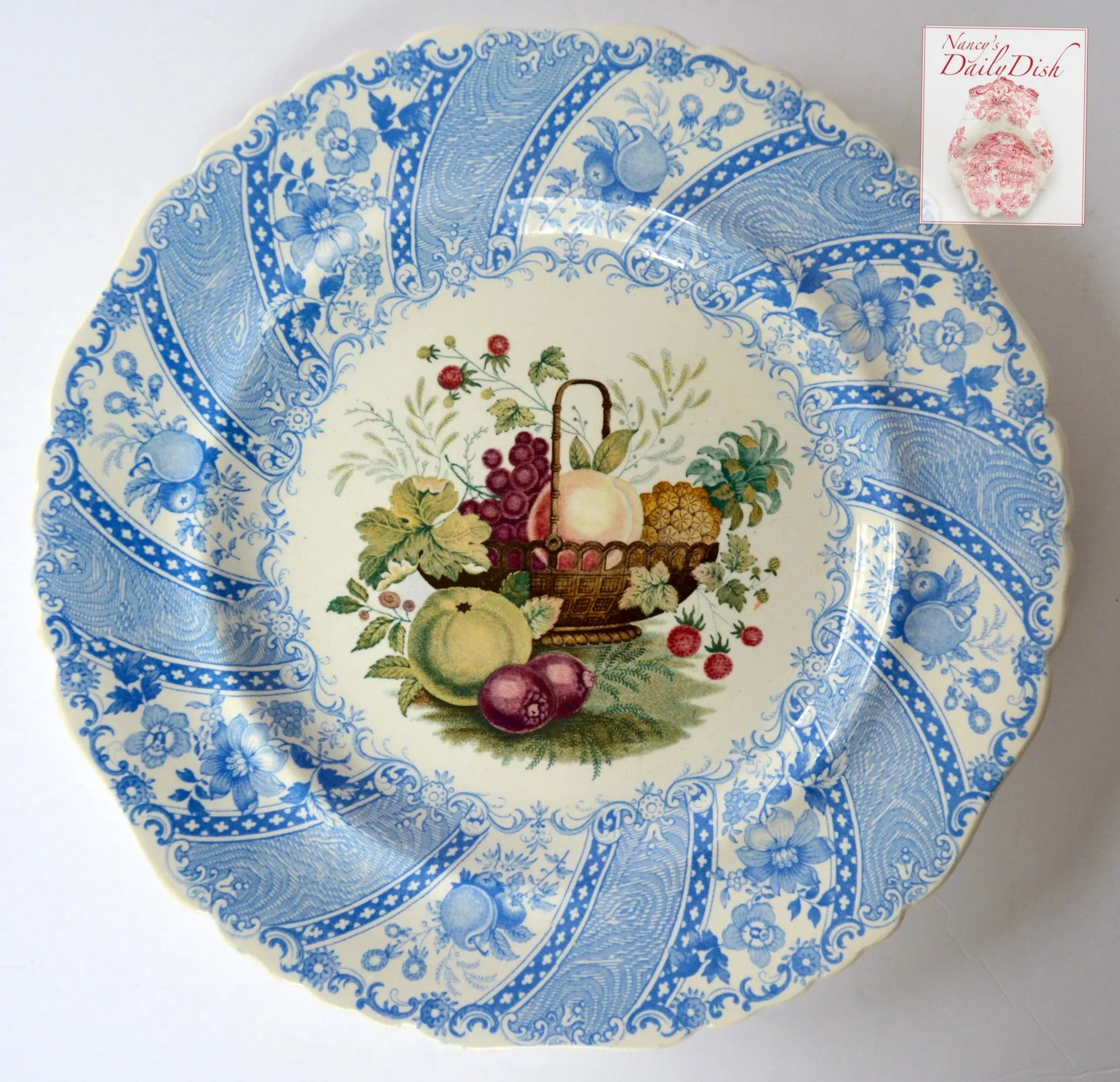 STUNNING & VERY RARE William Smith & Co ' WEDGeWOOD ' Fruit Basket Faux Bois Light Blue Polychrome Transferware Plate