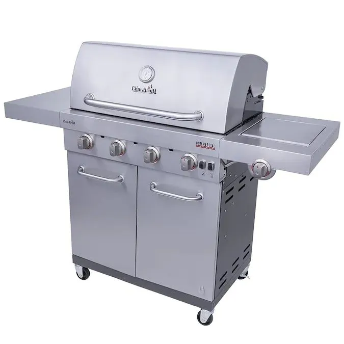 The Char-Broil COMMERCIAL SERIES™ TRU-Infrared™ 4-BURNER GAS GRILL